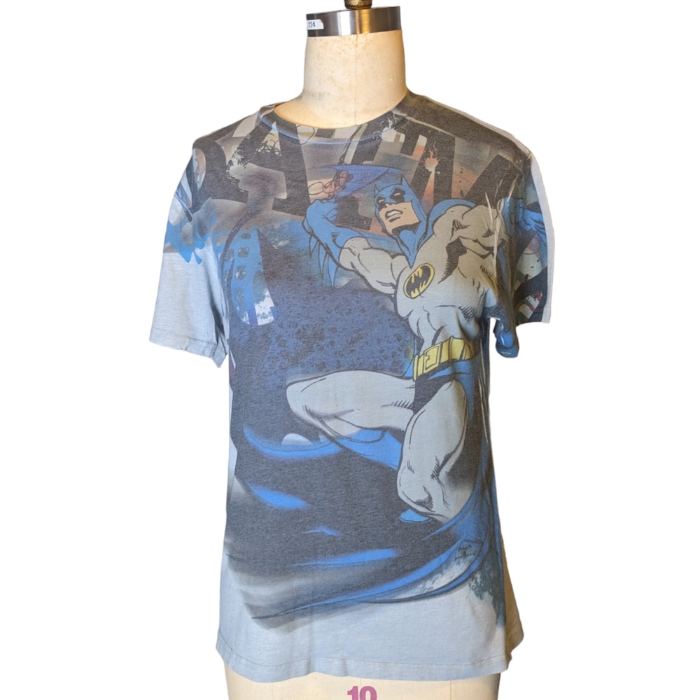 Batman DC Comics Graphic T- Shirt Blue Short Sleeve Men's Size Medium
